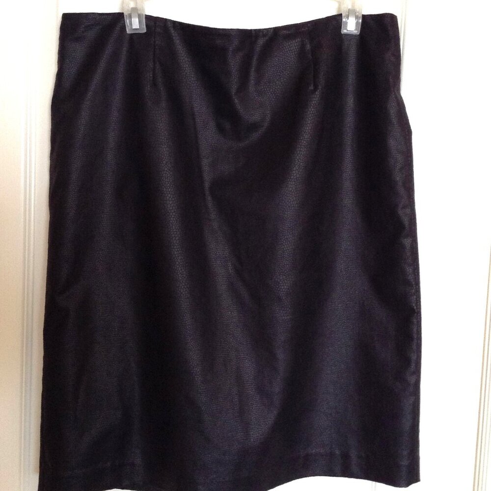 Peter Nygard Women's Black Faux Snakeskin Pencil Midi length Skirt Size 14
